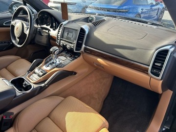Porsche Cayenne II SUV 4.8 V8 Turbo 500KM 2011 Porsche Cayenne 500KM Panorama Kamera Burmester Wentylowanepodgrzewane, zdjęcie 9