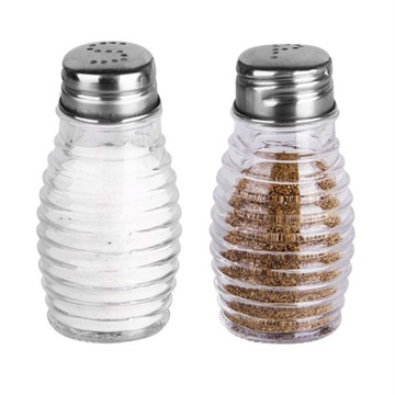 Набор СПЕЦИЙ, соль, перец, солонка и перечница.