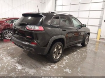 Jeep Cherokee V 2019 Jeep Cherokee Trailhawk 2019 3.2 Benzyna 271KM, zdjęcie 4