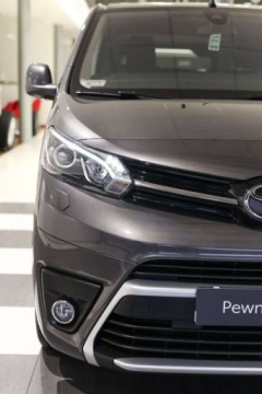 Toyota 2022 Toyota Proace Verso Verso 2.0 D4-D Long Family Aut. 2.0 Diesel 177KM, zdjęcie 25