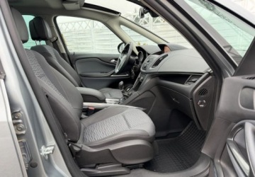 Opel Zafira C Tourer 2.0 CDTI ECOTEC 130KM 2013 Opel Zafira Opel Zafira Tourer 2.0 CDTI Edition 2.0 Diesel 130KM, zdjęcie 4