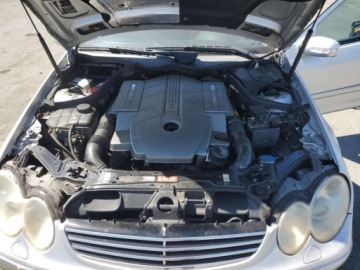 Mercedes Klasa C W204 2006 Mercedes-Benz Klasa C 55 AMG 2006 5.5l 5.5 Benzyna 362KM, zdjęcie 6
