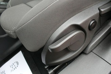 Opel Zafira D 2019 Opel Zafira Tourer 1.6 CDTI 120KM Import Niemcy Zarejestrowany w Polsce, zdjęcie 27