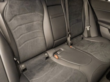 Mercedes Klasa E W214 Sedan 2.0 200 204KM 2025 MERCEDES-BENZ E Klasa 200 AMG Sedan 2.0 (204KM) 2025, zdjęcie 16