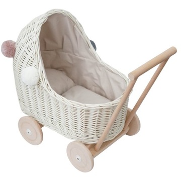 WÓZEK DLA LALEK WIKLINOWY PEŁNE OBSZYCIE BEŻOWE WRAZ Z POMPONAMI