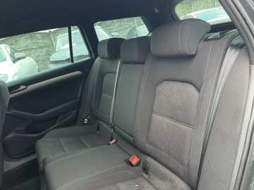Volkswagen Passat B8 Variant 2.0 TDI BlueMotion SCR 150KM 2018 Volkswagen Passat DSG Podgrzewanie Klimatronik, zdjęcie 11