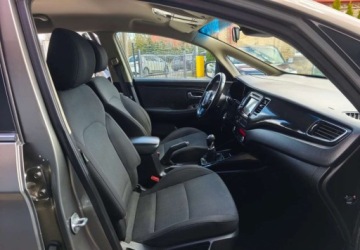 Kia Carens IV Minivan 1.6 GDI 135KM 2016 Kia Carens Kia Carens 1.6 GDI XL 7os EU6 1.6 Benzyna 135KM, zdjęcie 6
