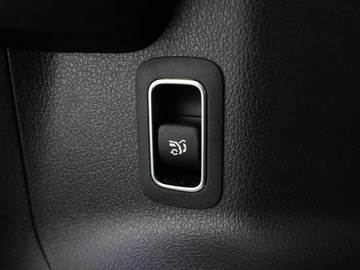 Mercedes Klasa B W247 Sports Tourer 1.3 B180  136KM 2019 Mercedes B 180 Progressive automat skóra navi, zdjęcie 38