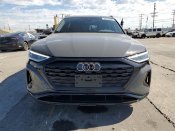 Audi Q8 2024 Audi Q8 e-tron Premium Plus 2024 Elektryczny 402KM, zdjęcie 5
