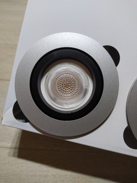 Philips Hue Centura Встроенное точечное освещение