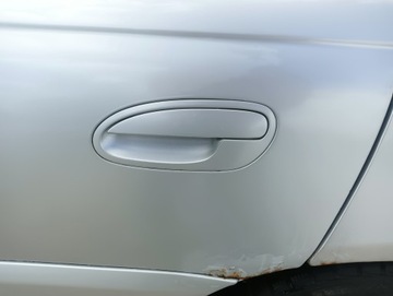 KLIKA PŘEDNÍ LEVÝ VNĚJŠÍ OPEL OMEGA B