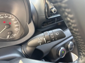 Toyota Yaris IV Hatchback 1.0 VVT-i 72KM 2022 Toyota Yaris 1.0 Comfort IV (2020-) 1.0 Comfort, zdjęcie 20