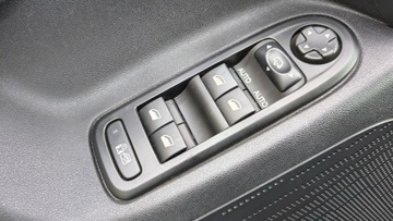 Citroen C3 II Hatchback facelifting 1.2 VTi 82KM 2015 Citroen C3 1,2 Benzyna 82KM, Klima, El.lusterka,Cz, zdjęcie 24