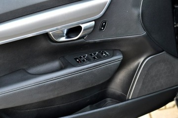 Volvo V90 II Kombi 2.0 D3 150KM 2017 Volvo V90 2,0 D3 150Km Full Led Skóra Grzana, zdjęcie 4