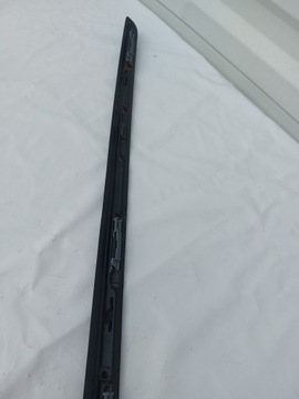 НАКЛАДКА ВЕТРОВОГО СТЕКЛА СПРАВА, PEUGEOT 5008 И ЕС