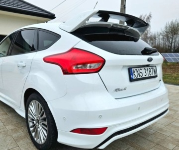 Ford Focus III Sedan Facelifting 1.5 EcoBoost 150KM 2017 Ford Focus 1.5 Benzyna 150 KM, ST-LINE, Niski przebieg,Polecam 1.5 Benzyna, zdjęcie 16