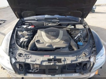 Mercedes CL W216 2010 Mercedes-Benz CL 550 4Matic 2010 5.5 Benzyna 382KM, zdjęcie 8