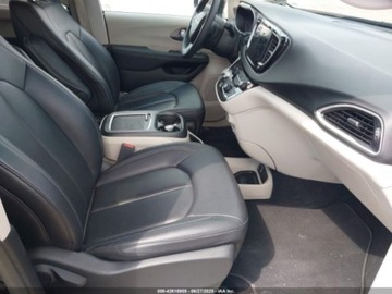 Chrysler Pacifica II 2024 Chrysler Pacifica Touring L 2024 3.6l 3.6 Benzyna 287KM, zdjęcie 11