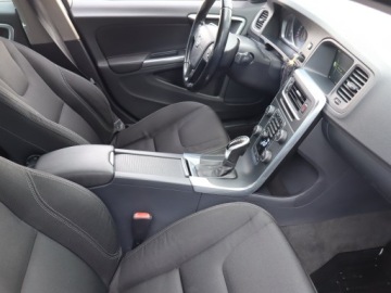 Volvo S60 II Sedan Facelifting 2.0 D3 136KM 2014 Volvo S60 D3, Automat, Navi, Klima, Klimatronic, zdjęcie 8