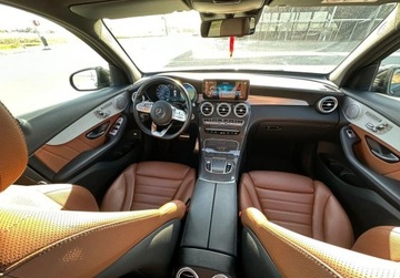 Mercedes GLC C253 SUV Facelifting 2.0 300d 245KM 2019 Mercedes-Benz GLC 2.0DieselLiftJak nowyZarejestrowany w Polsce 2.0 245KM, zdjęcie 6