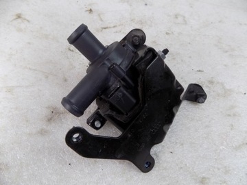 AUDI A6 C7 4G PŘÍDAVNÁ PUMPIČKA VODY 059121012A 4G0820195E