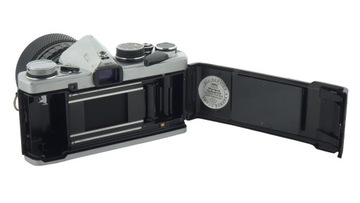 OLYMPUS OM-2N с OLYMPUS OM-SYSTEM S ZUIKO AUTO-ZOOM 35-70/4