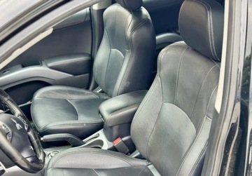 Mitsubishi Outlander II 2.4 MIVEC 170KM 2010 Mitsubishi Outlander 2.4 benzyna 170KM automat 4x4 PDC XENON SKORY cliamtr, zdjęcie 21