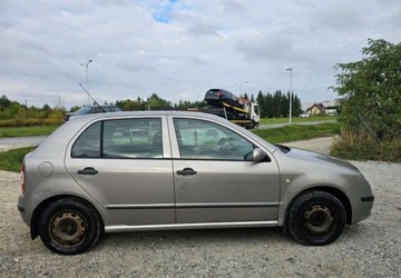 Skoda Fabia I Hatchback 1.4 16V 75KM 2007 Skoda Fabia Skoda Fabia 1.4 16V Classic 1.4 Benzyna 75KM, zdjęcie 6