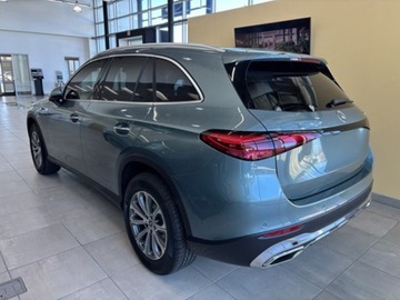 Mercedes GLC C254/X254 Coupe 2.0 200 204KM 2025 MERCEDES-BENZ GLC 200 4-Matic Avantgarde 2.0 (204KM) 2025, zdjęcie 3