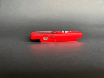 Карманная консоль Nintendo Game Boy ПОВРЕЖДЕНА
