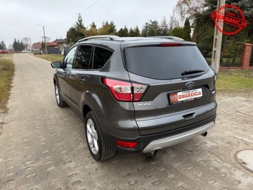 Ford Kuga II SUV Facelifting 1.5 EcoBoost 150KM 2017 Ford Kuga Ford Kuga 1.5 EcoBoost FWD Titanium 1.5 Benzyna 150KM, zdjęcie 4