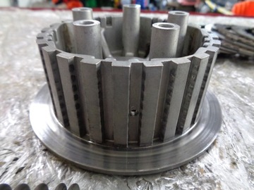 TRIUMPH DAYTONA 675 зацепился за корзину 06-12