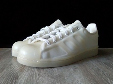 ADIDAS ORIGINALS SUPERSTAR