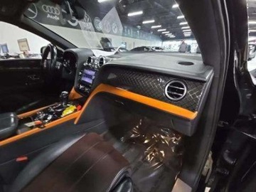 Bentley Bentayga 2020 Bentley Bentayga V8 Design Series 2020 4.0 Benzyna 542KM, zdjęcie 11