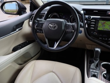 Toyota Camry IX Sedan 2.5 Hybrid Dynamic Force 218KM 2019 Toyota Camry 2.5 Hybrid, Salon Polska, Serwis ASO, zdjęcie 6
