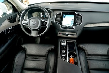 Volvo XC90 II 2022 Volvo XC 90 RECHARGE panorama FUL LED 7-os SKÓRA, zdjęcie 25