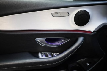 Mercedes Klasa E W213 Limuzyna Facelifting 2.0 E220d 194KM 2021 Mercedes E 220 *4Matic*AMG Line*Salon Polska*I, zdjęcie 18