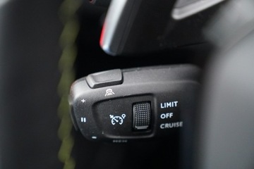 Peugeot 2008 II SUV 1.2 PureTech 155KM 2023 Peugeot 2008 GT skóra BLIS nawi parktronik FUL, zdjęcie 31