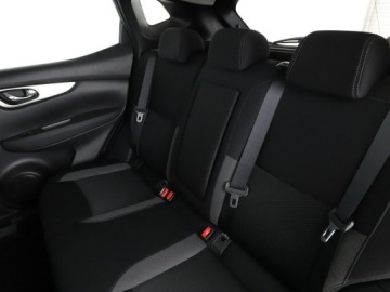 Nissan Qashqai II Crossover Facelifting 1.3DIG-T 140KM 2018 Nissan Qashqai pdc auto klima manual duże radio, zdjęcie 16