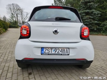 Smart Forfour II Hatchback 1.0 mhd 71KM 2015 Smart Forfour Fajny i oszczedny w bogatej wersji Benzyna 71KM, zdjęcie 7