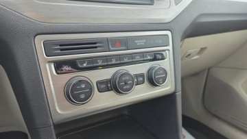 Volkswagen Golf Sportsvan Sportsvan 1.6 TDI BlueMotion 110KM 2015 Volkswagen Golf Sportsvan malutki przebieg 28 tys, zdjęcie 11