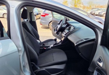 Ford Focus III Kombi Facelifting 1.5 TDCi 120KM 2017 Ford Focus 1,5 Diesel 120 km 1.5 Diesel 120KM, zdjęcie 19