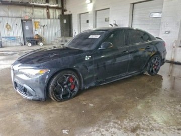 Alfa Romeo Giulia II 2017 Alfa Romeo Giulia Alfa Romeo Giulia Quadrifoglio RWD z 2017 roku od ubezpi, zdjęcie 1