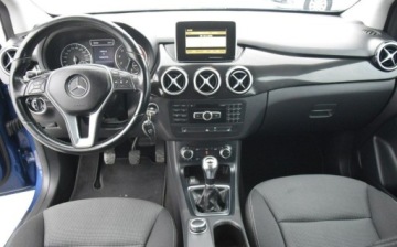 Mercedes Klasa B W246 Sports Tourer 180 BlueEFFICIENCY 122KM 2012 Mercedes-Benz Klasa B 1.6B Klima 2 KPL Kol Navi Grzane Fotele Sprowadzony, zdjęcie 21