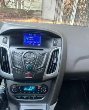 Ford Focus III Hatchback 5d 1.6 Duratorq TDCi DPF 115KM 2011 Ford Focus Ford Focus 1.6 TDCI Tarnow 1.6 Diesel 116KM, zdjęcie 11