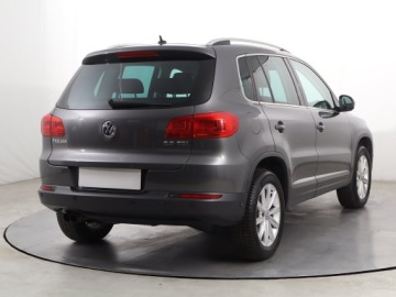 Volkswagen Tiguan I SUV Facelifting 2.0 TDI CR DPF BlueMotion 140KM 2014 VW Tiguan 2.0 TDI, Salon Polska, Serwis ASO, 4X4, zdjęcie 4