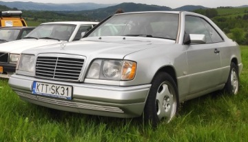 Mercedes Klasa E W124 Coupe 2.0 136KM 1995 MERCEDES-BENZ C124 E200 2.0 benzyna 136KM 1995r, zdjęcie 18