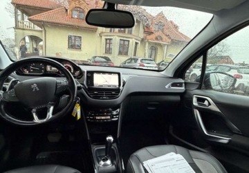 Peugeot 2008 I 2017 Peugeot 2008 1.6 Diesel 120KM, zdjęcie 10