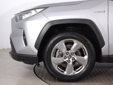 Toyota RAV4 V SUV 2.5 Hybrid Dynamic Force 222KM 2021 Toyota RAV 4 2.5 Hybrid, Salon Polska, zdjęcie 13