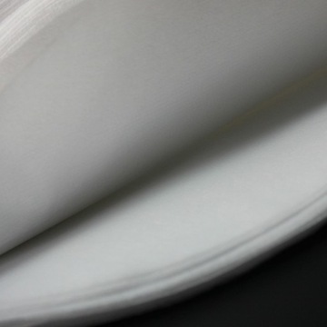 МАССАЖНАЯ ПОДУШКА ДЛЯ ЛИЦА НАКРЫВАЕТ ПРЕДМЕТЫ ВО ВРЕМЯ ПУТЕШЕСТВИЯ